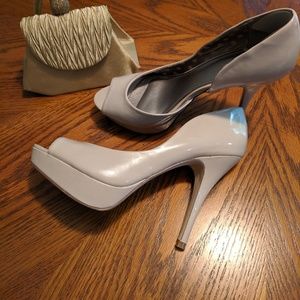 Nude, platform, open toe pump